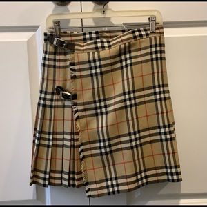Vintage 90’s Burberry mini kilt
